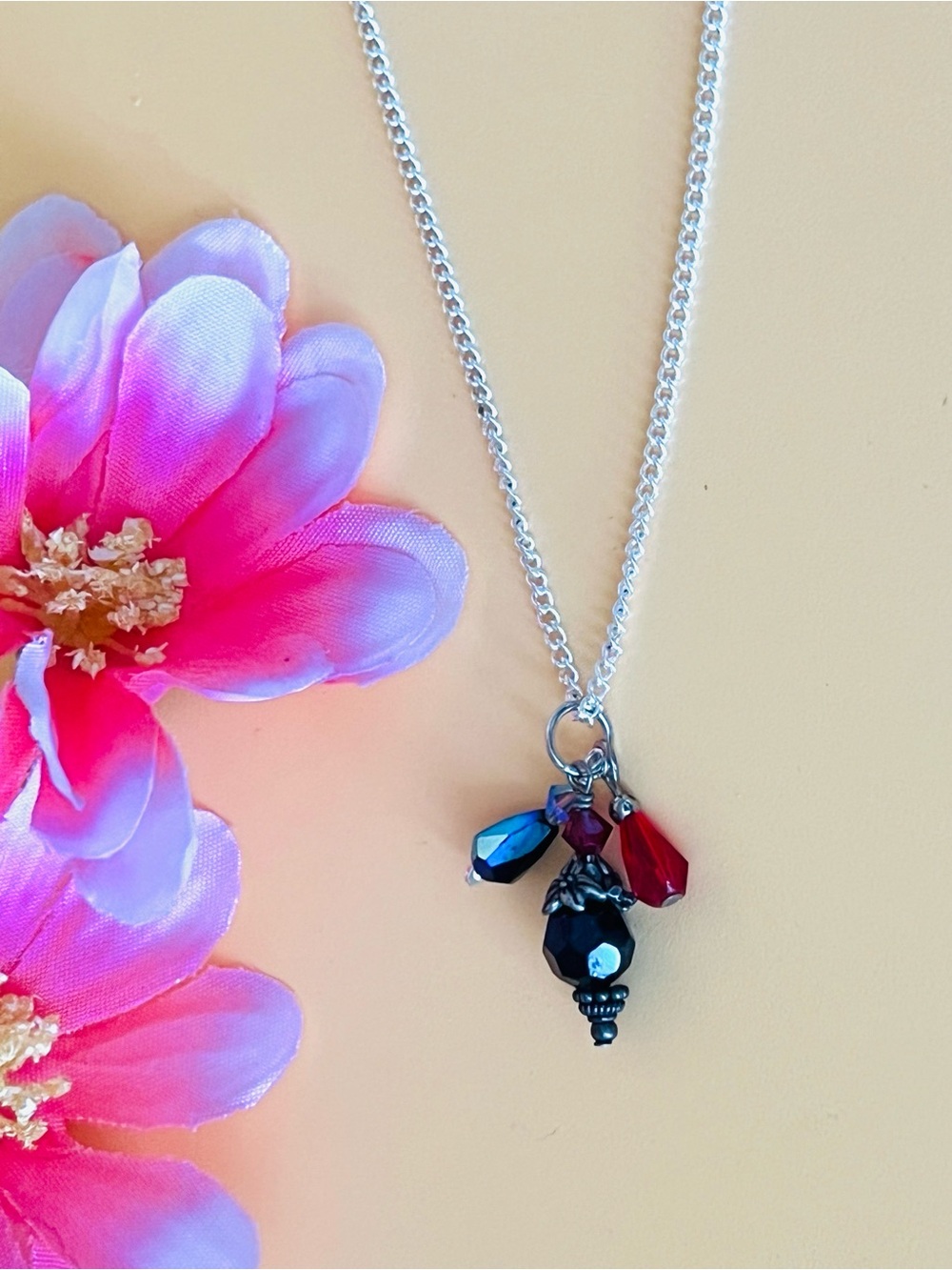 Multicolor Crystal pendant plus necklace